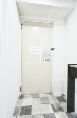 【玄関】 | ウエストインパート１８ | 玄関です。