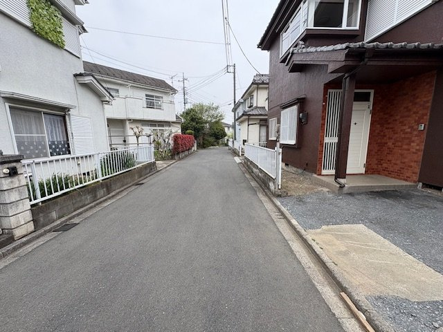 本庄市児玉町児玉　中古975の前面道路含む現地写真