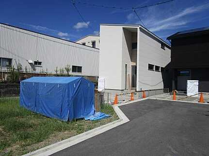 安佐南区上安１丁目の前面道路含む現地写真