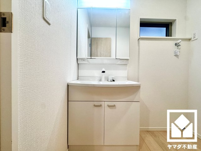 宇治市広野町小根尾の外観