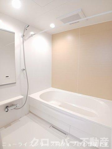 綾川町アパートＣの浴室