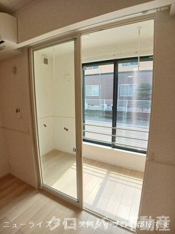 綾川町アパートＣのバルコニー