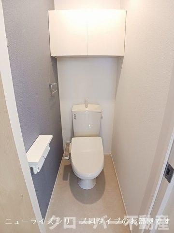 綾川町アパートＣのトイレ