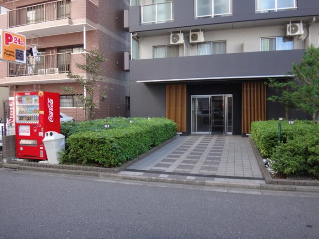 カスタリア西船橋のエントランス