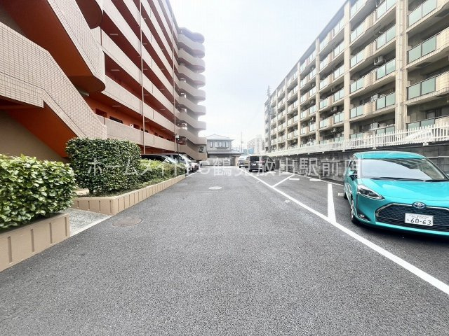 シャトー・レイクルイーズの駐車場