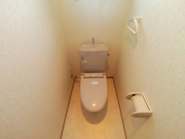 エスペランサ灘駅前のトイレ
