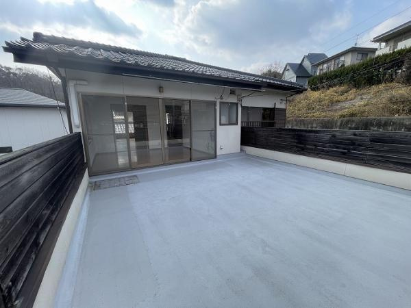 岡山市北区富原　中古一戸建て【仲介手数料無料】の駐車場