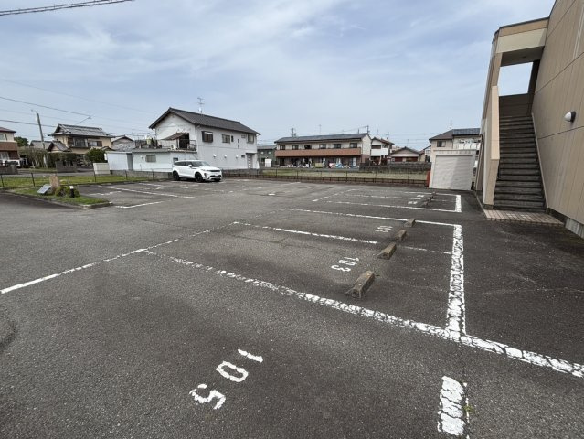 エスポワールの駐車場