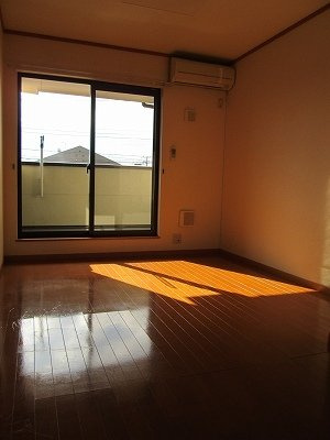 【居間・リビング】 | サンライズヴィラＢ