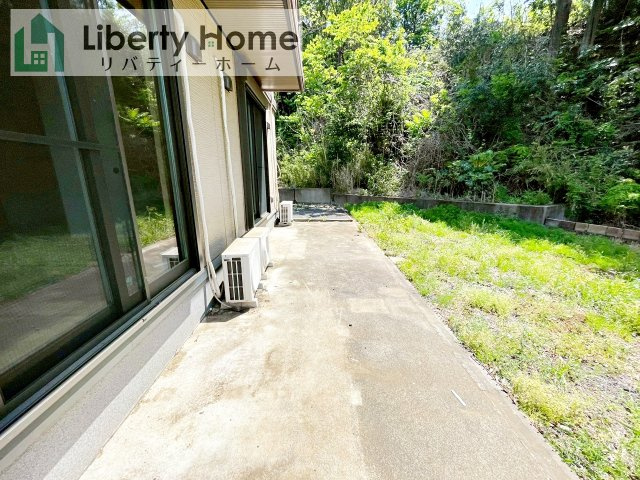 牛久市南7丁目　中古戸建の庭