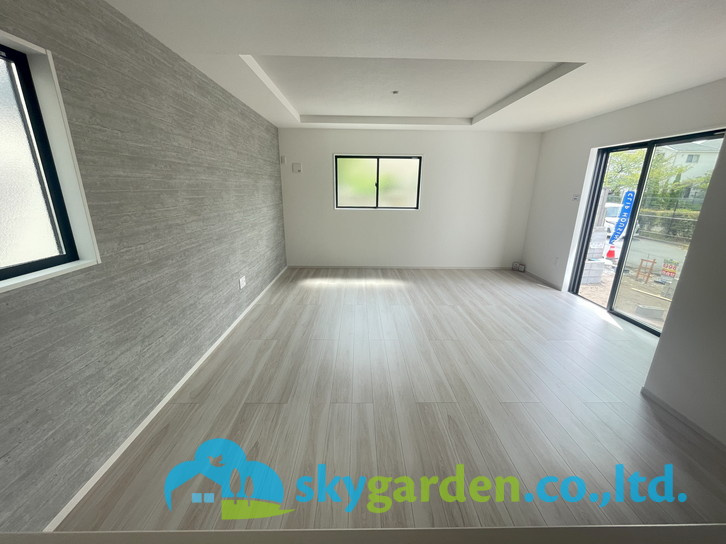 藤沢市鵠沼松が岡6期　新築戸建　全2棟1号棟の居間・リビング