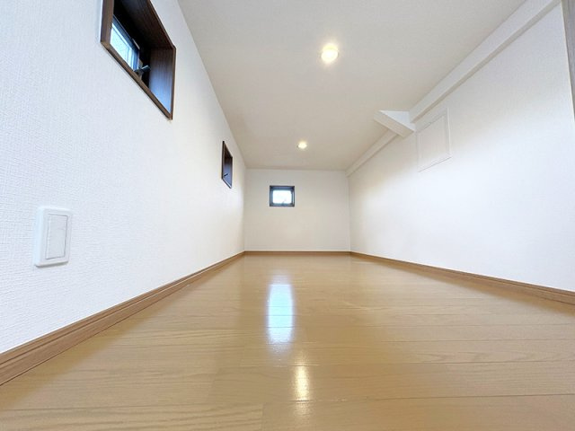 【収納】 | 西東京市東町5丁目　中古一戸建住宅　(保谷店) | 大容量のロフト付き。趣味用品や衣類もまとめて収納できます。
