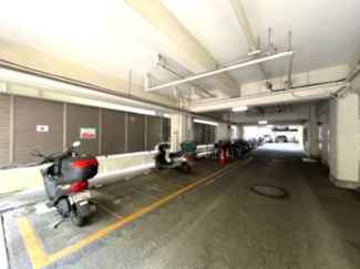 【駐車場】 | バイク置き場・駐輪場です