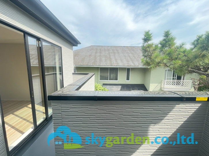 フジサワシクゲヌママツガオカキ　シンチクコダテ　ゼントウゴウトウのバルコニー|開放的で明るい空間を演出してくれるバルコニーです