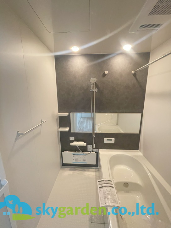 フジサワシクゲヌママツガオカキ　シンチクコダテ　ゼントウゴウトウの浴室