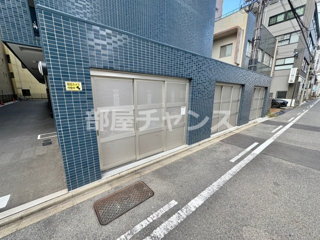 プレサンス上前津エレスタのエントランス