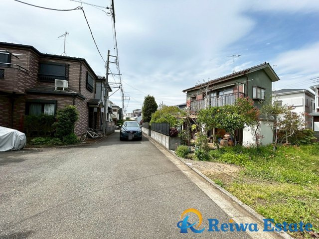 売地　茅ヶ崎市萩園の前面道路含む現地写真