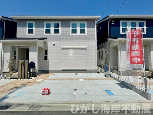 平塚市菫平　新築未入居戸建　　全8棟の駐車場|駐車スペース