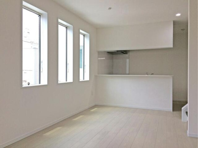 【居間・リビング】 | ギオンハウス川口栄町