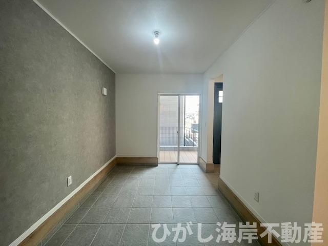 平塚市龍城ケ丘　新築戸建　全３棟の設備|シューズインクローク