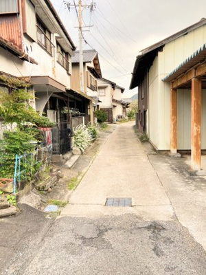 【前面道路含む現地写真】 | 恵那市大井町土地 | ◆風情のある前面道路、街道