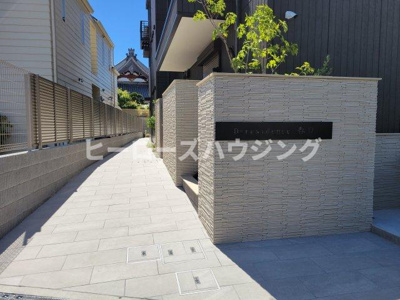 【エントランス】 | D-residence春日