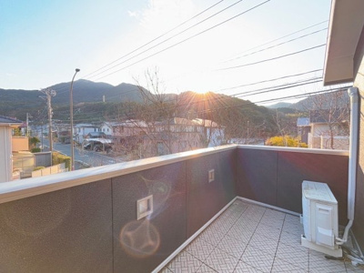 【展望】 | 室見が丘１丁目　戸建 | 南西に西山、飯盛山が見えます