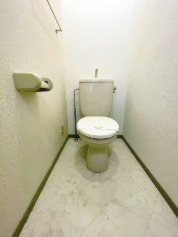 プリシエール山手壱番館のトイレ|シンプルで使いやすいトイレです
