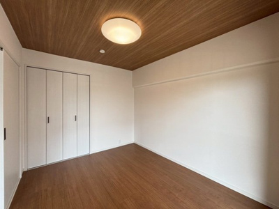 【洋室】 | エバーグリーン金岡４号棟 | 個人の部屋や寝室として使える洋室です