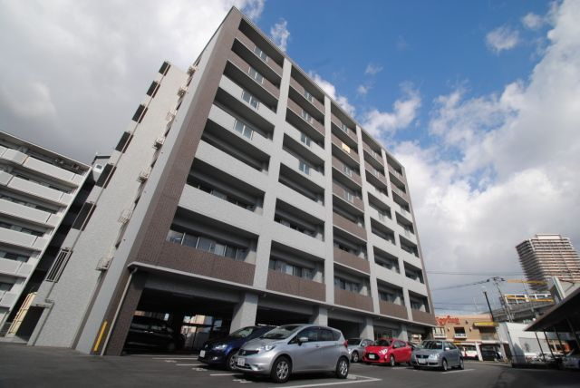 ルネスTAKADAの外観