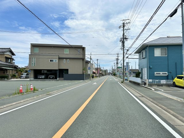 中央区高林4丁目の前面道路含む現地写真|前面道路を北から南向きに撮影しました！
