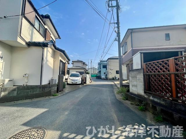 茅ヶ崎市萩園　売地の外観|前面道路