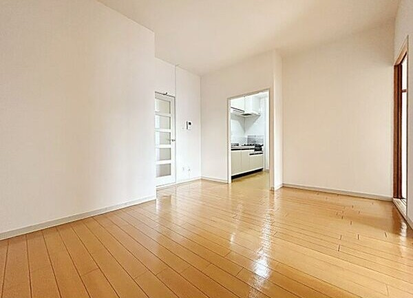 ＮＯＤＡ ＧＬＡＮＤＥの居間・リビング