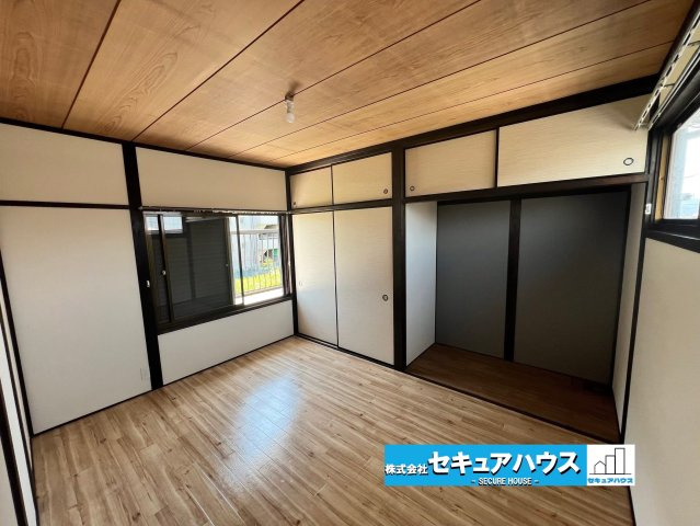 岐阜県大垣市内原一丁目の洋室|事前予約にて現地ご見学いただけます！お気軽にお問い合わせください♪
■株式会社　セキュアハウス　豊明支店■
住宅ローンに強く、知識、経験豊富なスタッフ在籍
お客様に寄り添い、ご成約後もサポート致します