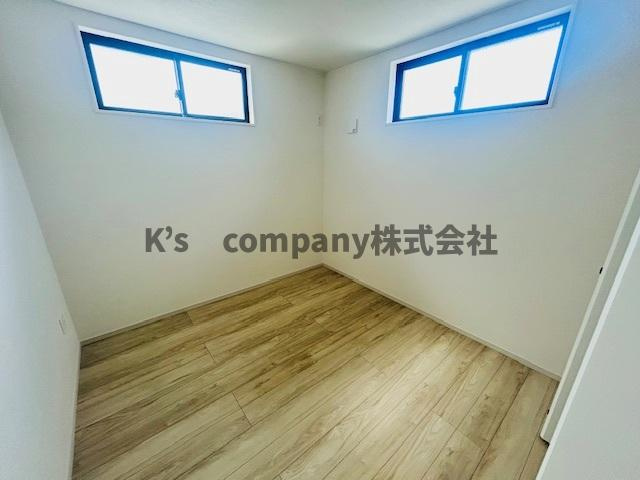 茅ヶ崎市菱沼１丁目　新築戸建の子供部屋|子供部屋としても使えます☆約5帖の洋室です♪