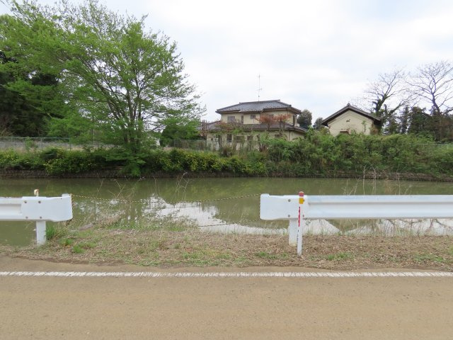 鳩山町赤沼売地の展望