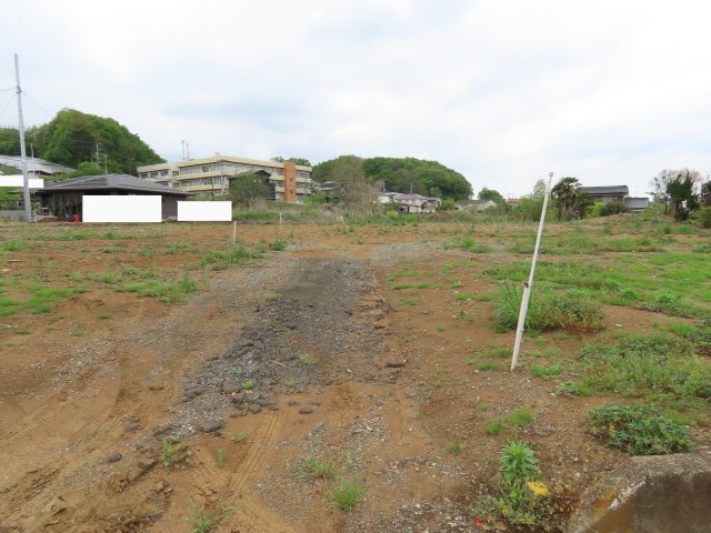 鳩山町赤沼売地の外観