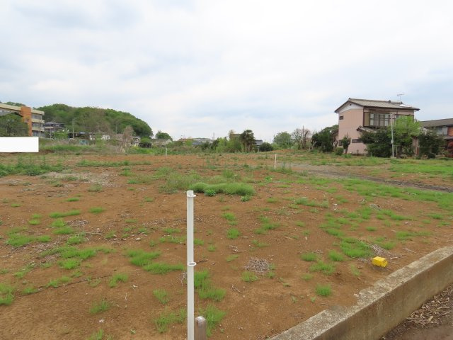 鳩山町赤沼売地の外観