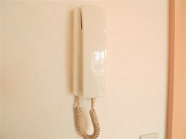 津田沼ハイツのセキュリティ|インターホンで急な来客でも安心ですね