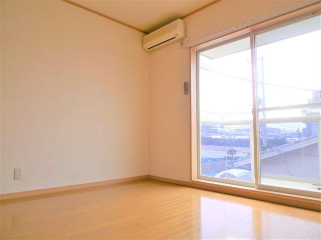 津田沼ハイツの洋室|日当たりの良い洋室はいいですね