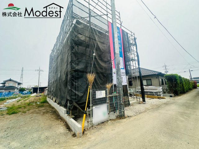 前橋市西片貝町の前面道路含む現地写真|駐車スペース2台可◎