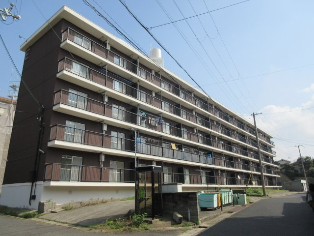 高津橋農住団地A棟の外観