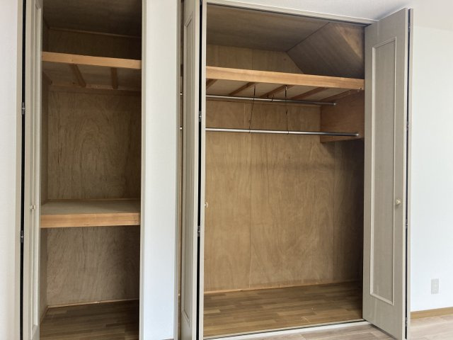 鈴蘭台北町2丁目テラスの収納|かなり大きな収納スペース有ります