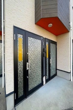 【エントランス】