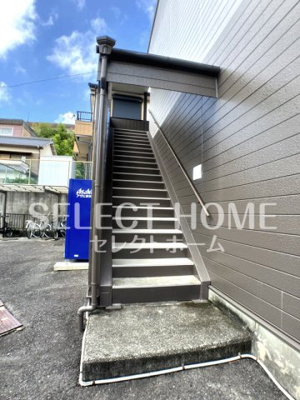 【エントランス】 | メゾンクレール | 建物の内部です