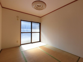 【寝室】 | 白金町　A棟