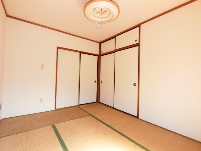 【寝室】 | 白金町　A棟