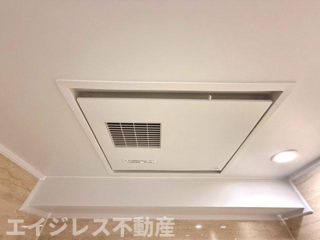 夕陽ヶ丘ニュースカイマンションの冷暖房・空調設備|浴室乾燥機付