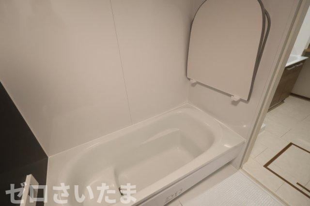 《仲介手数料無料》南区大字太田窪2405新築一戸建ての浴室