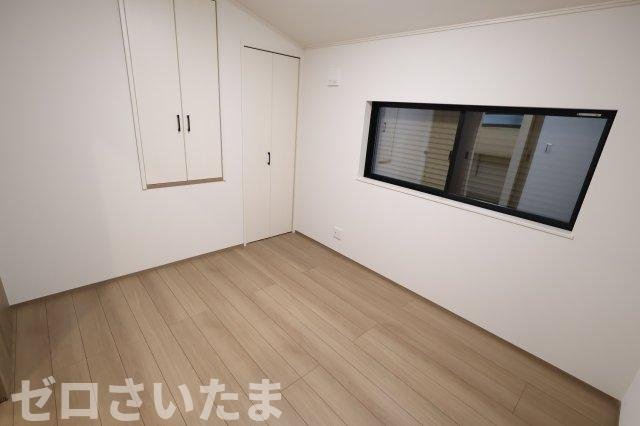 《仲介手数料無料》南区大字太田窪2405新築一戸建ての洋室